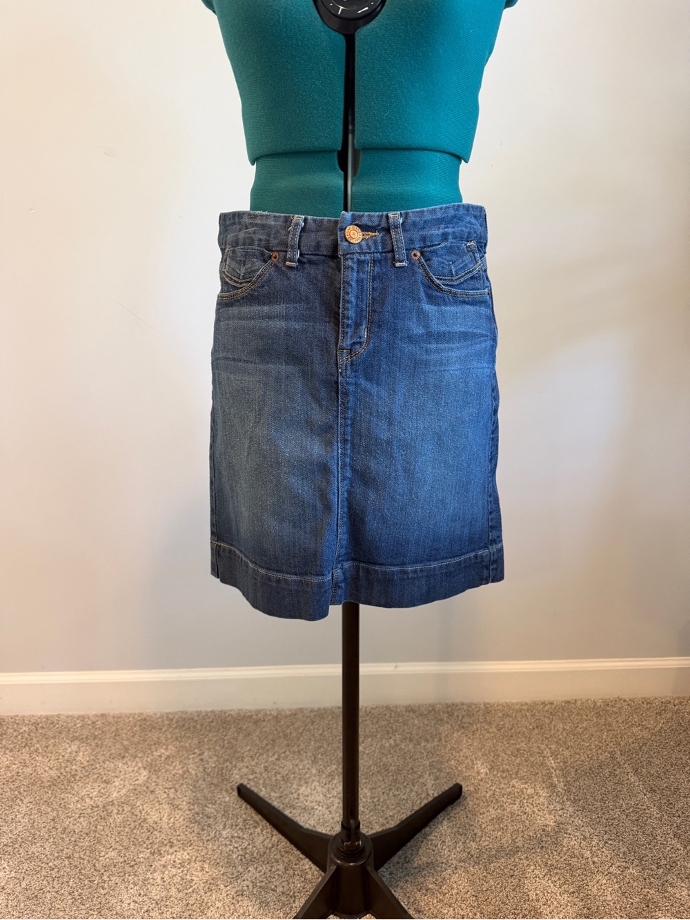 GAP Dark Blue Denim Skirt with Branded Button